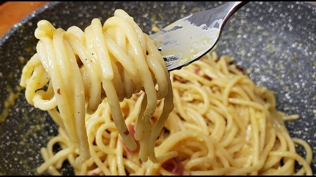 'It\'s Not Carbonara | CARBONARA Recipe with Bacon | Easy Pasta Dinner Recipe'