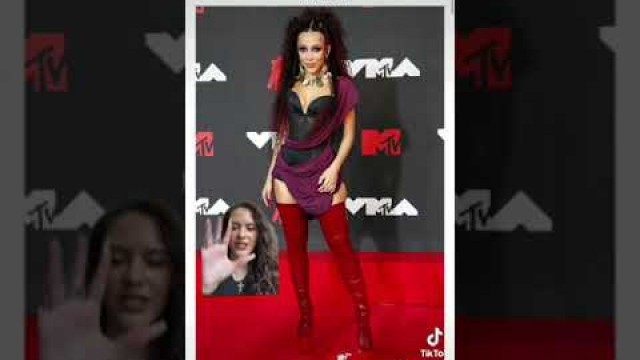 'VMAs Fashion Review (part 1) #Shorts'