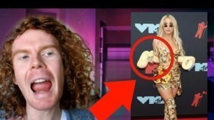 'TANA MONGEAU WORE A SNAKE TO THE VMAS??? (Roasting VMA\'s fashion review 2019)'