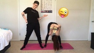 'COUPLES YOGA CHALLENGE!! (lesbian edition)'