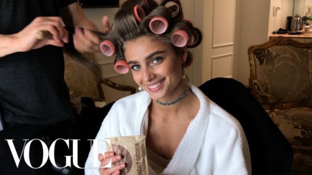 'Bergdorf! Bodegas! Hot Cheetos! Taylor Hill Is the Supermodel Next Door | Vogue'