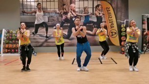 'Zumba fitness - Romeo Santos - Amigo'