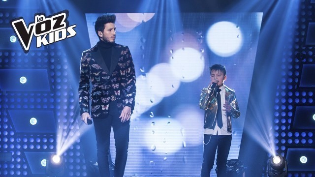 'Juanse y Sebastián Yatra cantan Que Lloro | La Voz Kids Colombia 2018'