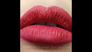 'Starry Flip Lipcolor | Christmas Special | Colorbar Cosmetics'