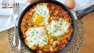 'The Ultimate Breakfast Skillet with Roasted Potatoes and Eggs'