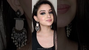 'Smokey Eye Makeup Look In Just 5 Steps | Colorbar Cosmetics'