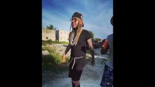 '6ix9ine says he isn’t happy and gives away money to kids'