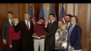 'Kid dabs during photo op, Paul Ryan stops him'