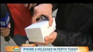 'First iPhone 6 sold in Perth is dropped by kid during an interview'