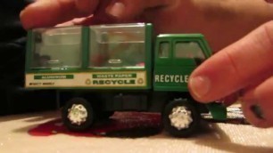 'tractors for kids tractor surprise garbage truck recycle truck die cast toy משאית זבל'