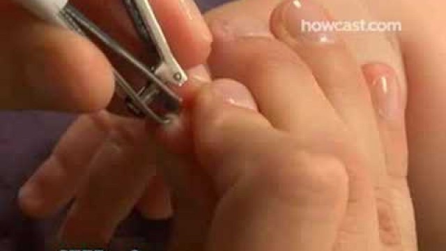 'How to Trim a Baby\'s Nails'