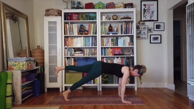 'Center for Health & Fitness Yoga: Center Flow'