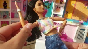 'UNBOXING: All new barbie dream closet and Barbie fashion packs'