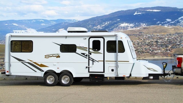 Awesome Fiberglass Travel Trailer By Bigfoot RV | Small Travel Trailers