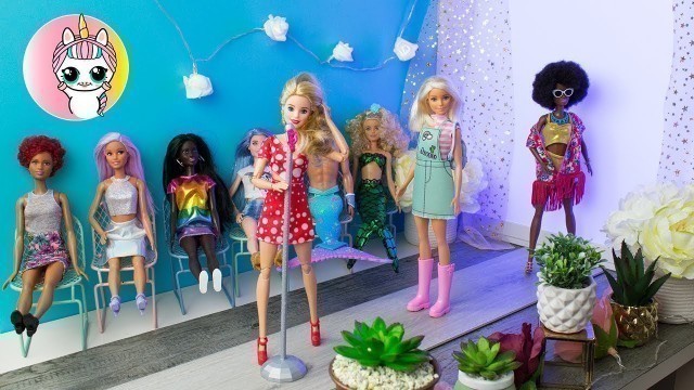 'Abriendo Nuevos Fashion Packs de Ropa Barbie Mas de 11 Nuevos Estilos - Super Desfile de Moda'