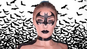 'Batwoman Halloween Makeup Tutorial (Day 18 of 31 Days of Halloween)'