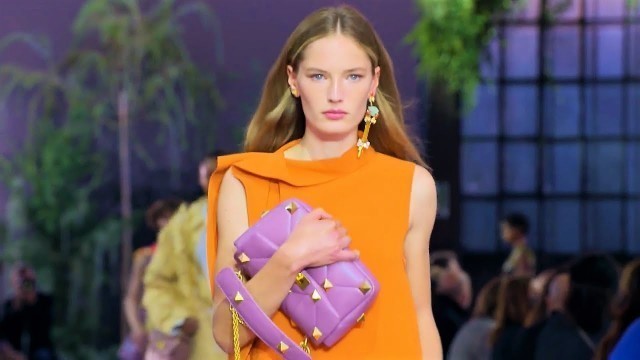 'Valentino Collezione Milano - SS21 Fashion Show Milan - Live | September 27, 2020'