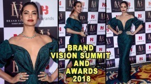 'Esha Gupta At Brand Vision Summit Awards 2018 | Fashion Icon Award 2018 | Bollywood Awards 2018'