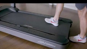 'Life Fitness Club Series Plus Treadmill'